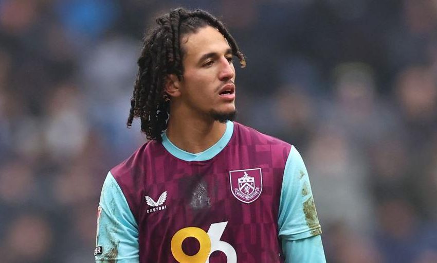  Racisme dans le football : Hannibal Mejbri ciblé après le nul de Burnley