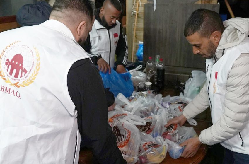  Bayt Mal Al-Qods offre un iftar aux fidèles fréquentant la mosquée Al-Aqsa
