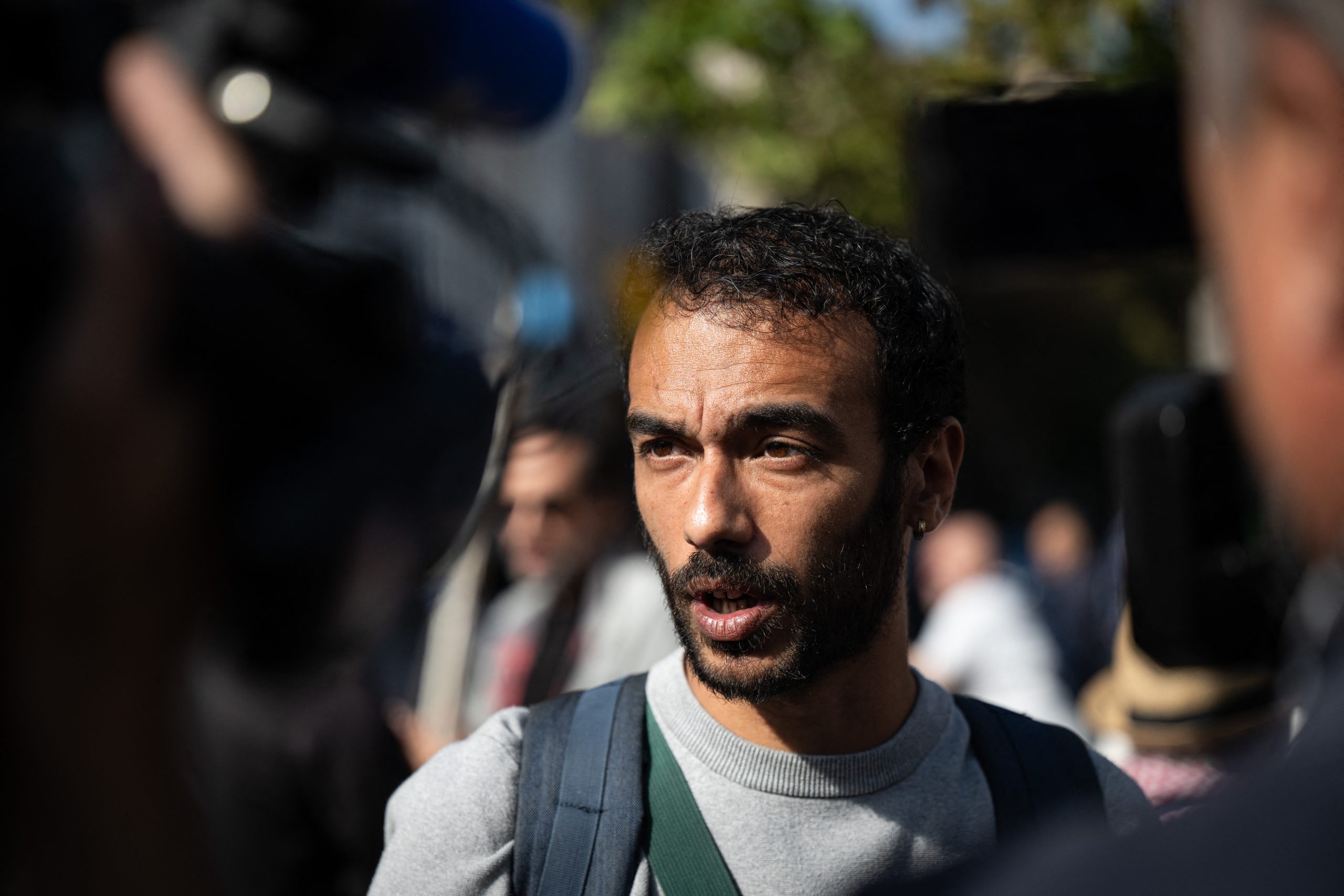 Popular classes in politics: the marginalized people