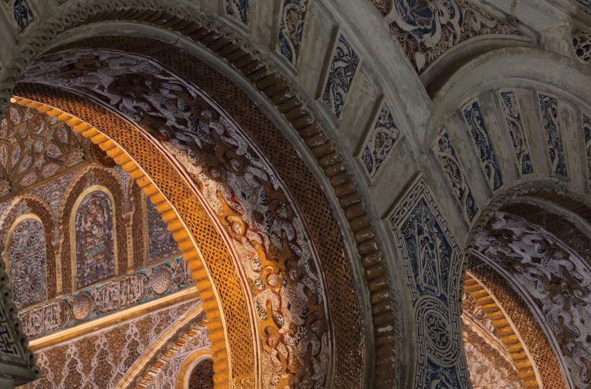 I’timad al-Rumaikiyya Salon des Ambassadeurs Alcazar Séville Andalousie architecture islamique