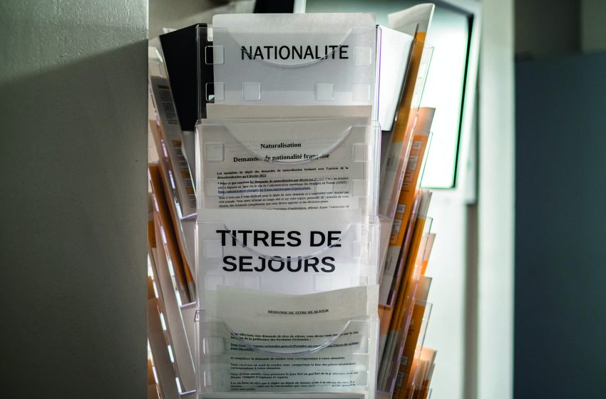immigration légale France titres de séjour dossiers administratifs