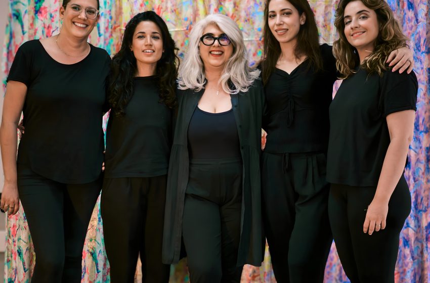 Collectif Asma : De gauche à droite : Sara Terrassi, Safaa Amrani, Maryam Bigdeli, Zakia Bennouna et Maha Mahmoudi