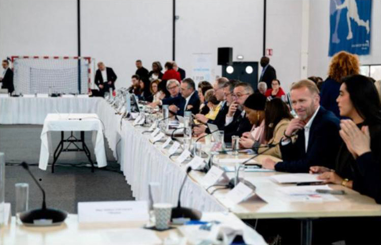 Conseil territorial de Paris Terres d’Envol réuni le 11 avril pour élire son président.