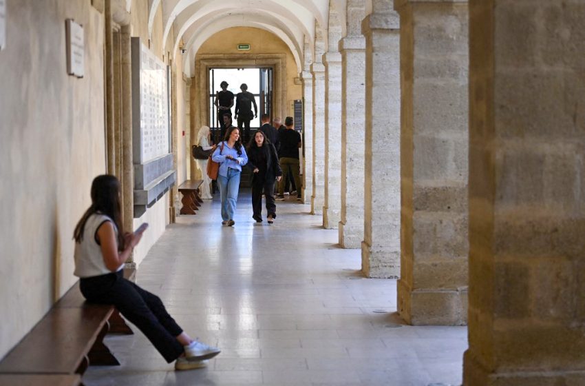 étudiants université française droits d’inscription étrangers 2026