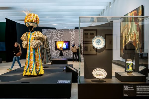 « Par-delà les Mille et Une Nuits. Histoires des orientalismes » au Louvre-Lens.