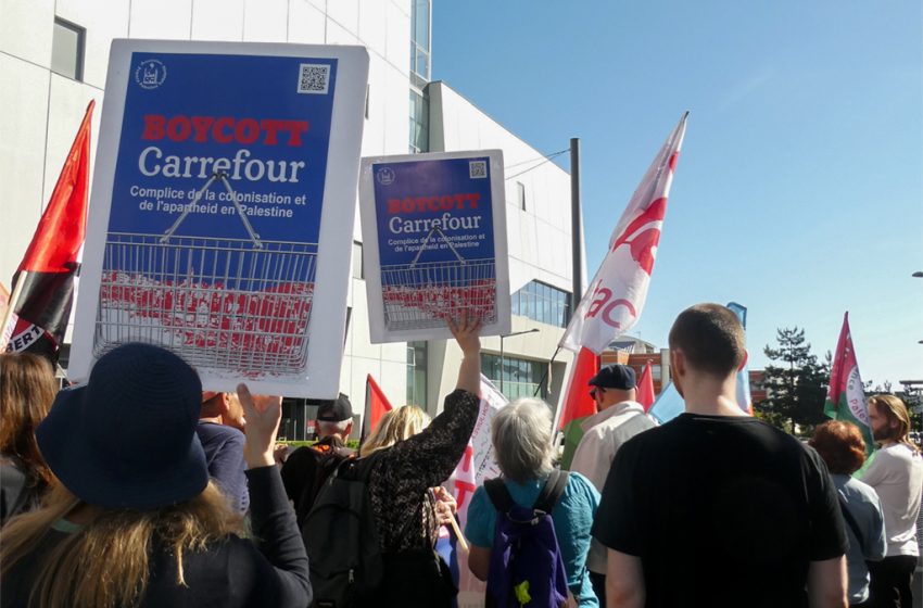 « Israël apartheid, Carrefour complice » : des militants propalestiniens s’invitent à l’assemblée générale du groupe
