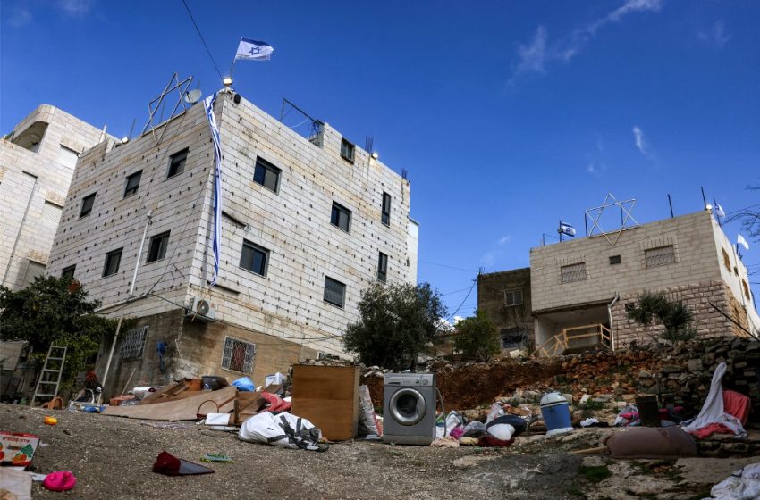 Bâtiments occupés par des colons juifs, à Hébron, après expulsion de Palestiniens en février 2026.