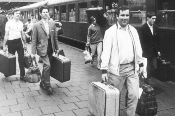 100 ans d'émigration marocaine : de l'exil à une diaspora d'influence