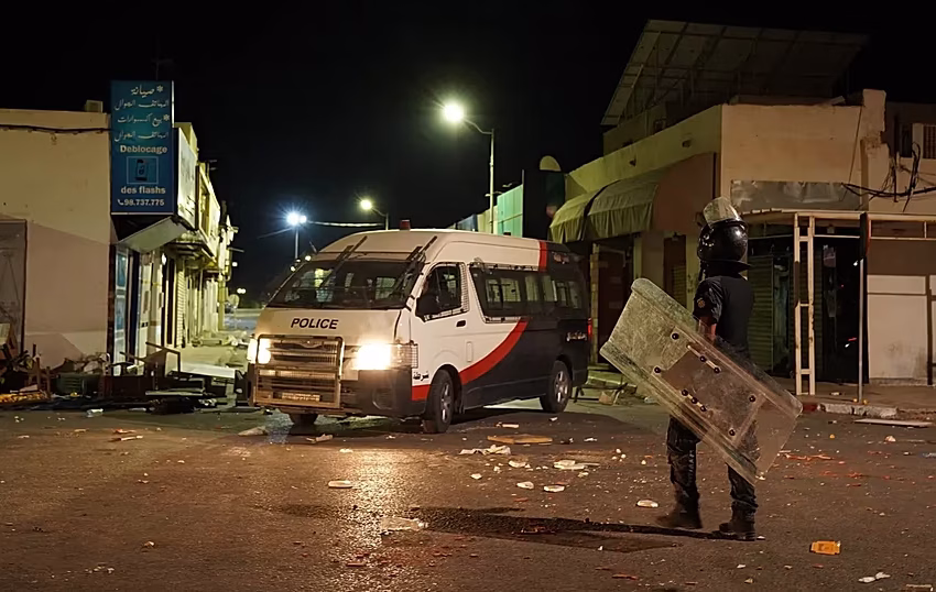 Affaire Yakine. L’émotion gagne Tunis : enquête pour viol sur mineur et débat sur la peine de mort