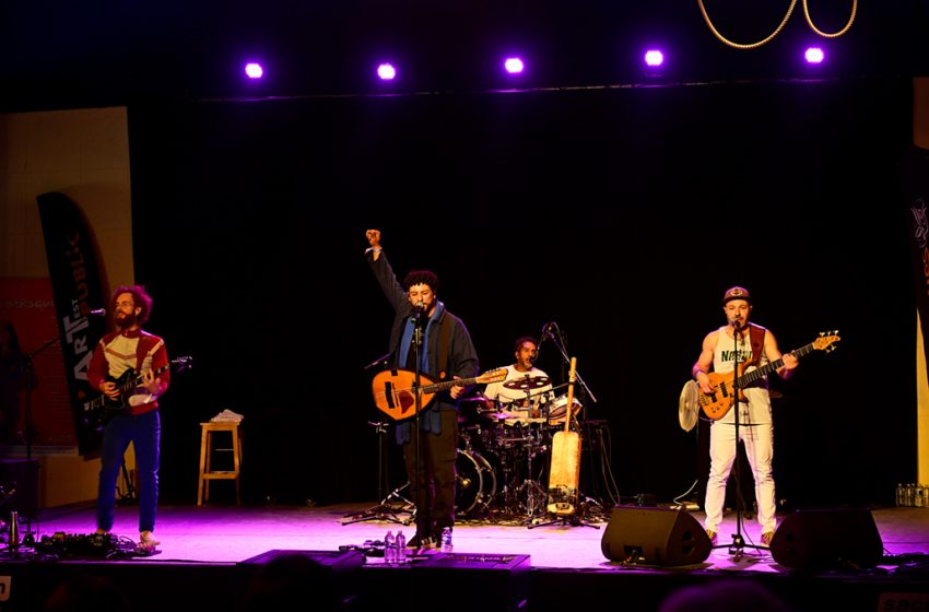 Tiwiza, groupe de rock amazigh engagé. Au festival Arabesques, septembre 2026