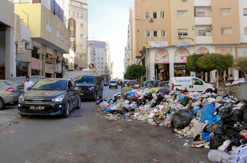 Déchets dans une rue de Sfax - Tunisie