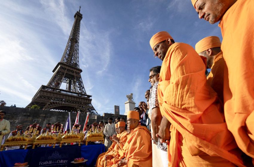Tour Eiffel : grève après l’éviction de salariées lors d’une visite