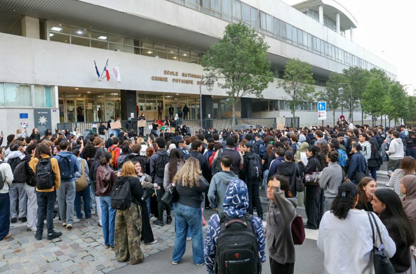 Le mouvement lycéen se durcit et s’étend