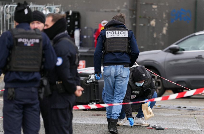 Trappes : une attaque meurtrière sur fond de tensions racistes